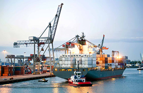 Vì sao nên vận chuyển hàng hóa bằng container?